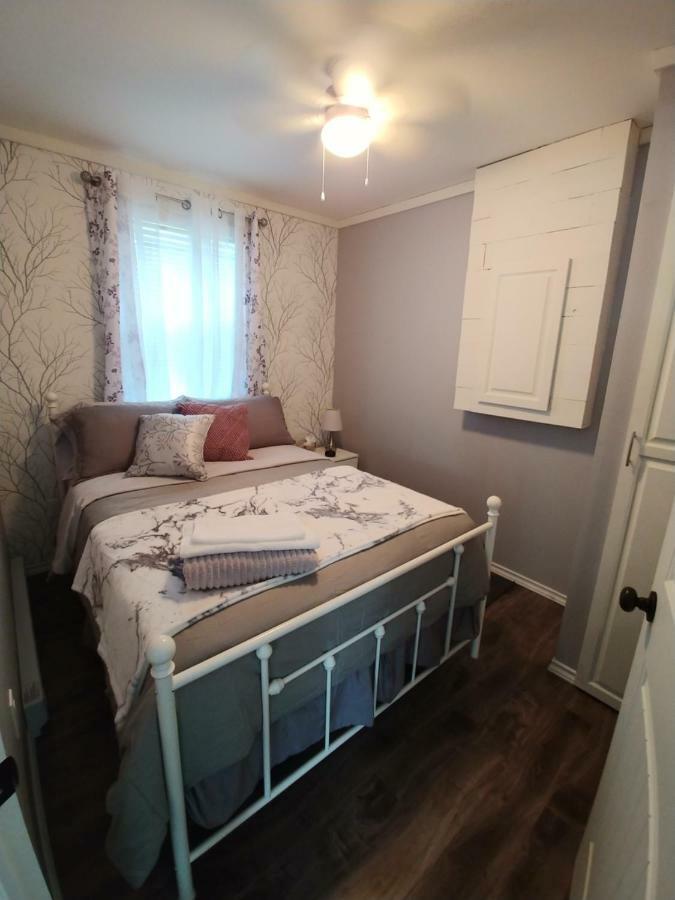 Lavenia Rose Cottages, Sunrise Cottage Catalina المظهر الخارجي الصورة